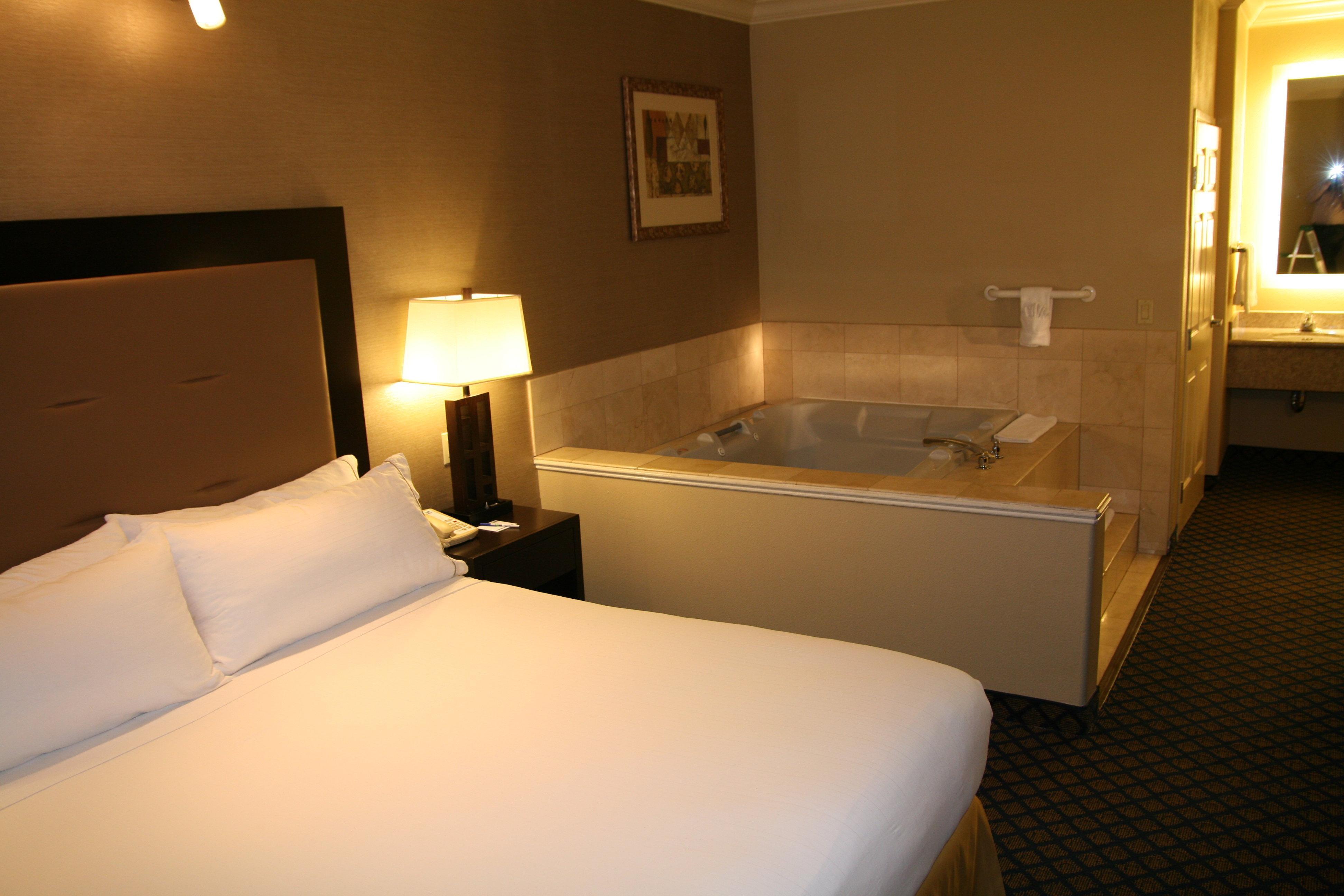 Holiday Inn Express San Pablo - Richmond Area By Ihg Dış mekan fotoğraf